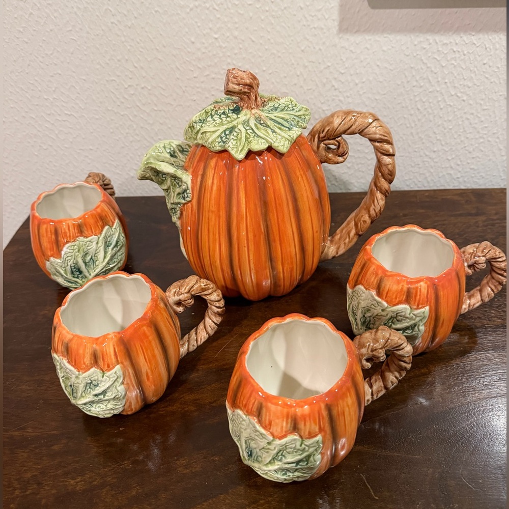 Vintage Fitz & Floyd Omnibus Halloween Pumpkin Pitcher 1989 and 4 matching cups
